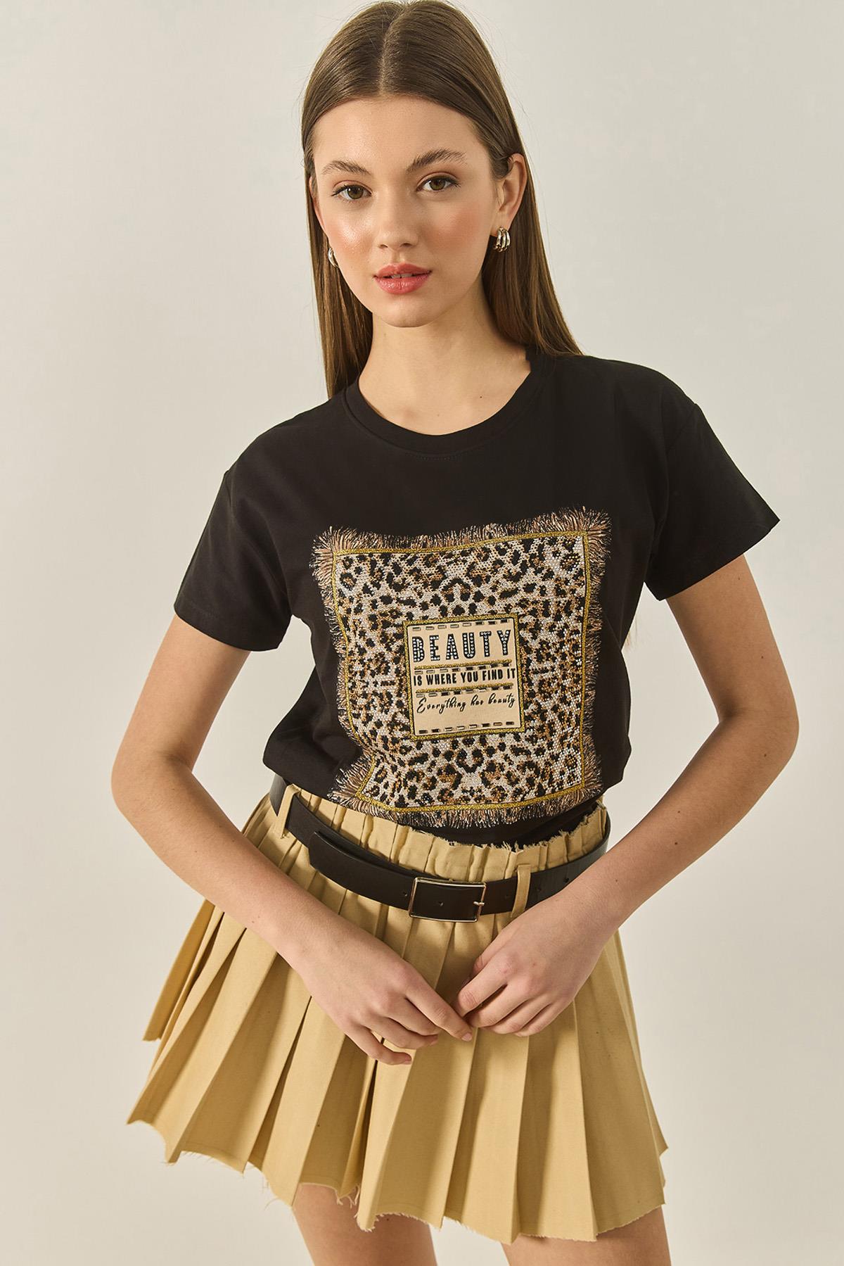 Kadın Bsisiklet Yaka Kısa Kollu Taş Baskılı Leopar Detaylı Normal Kalıp T-Shirt 1631 60283280 - Siyah - Siyah / L