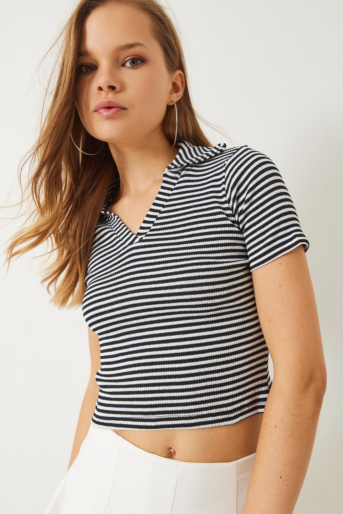 Kadın Polo Yaka Çizgili Kaşkorse Crop Basic T-Shirt 60284011 - Siyah-Beyaz - Siyah-Beyaz / M