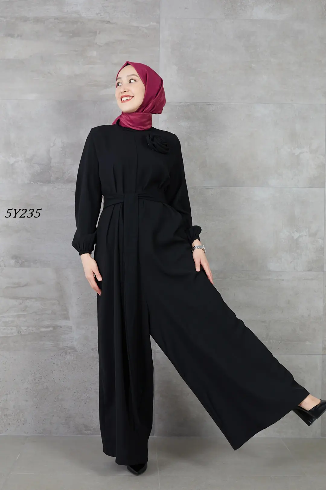 Moresun Kadın Siyah Gül Aksesuarlı Tulum - b57b10b0-bb6b-416a-adf4-1c5a10f012f1