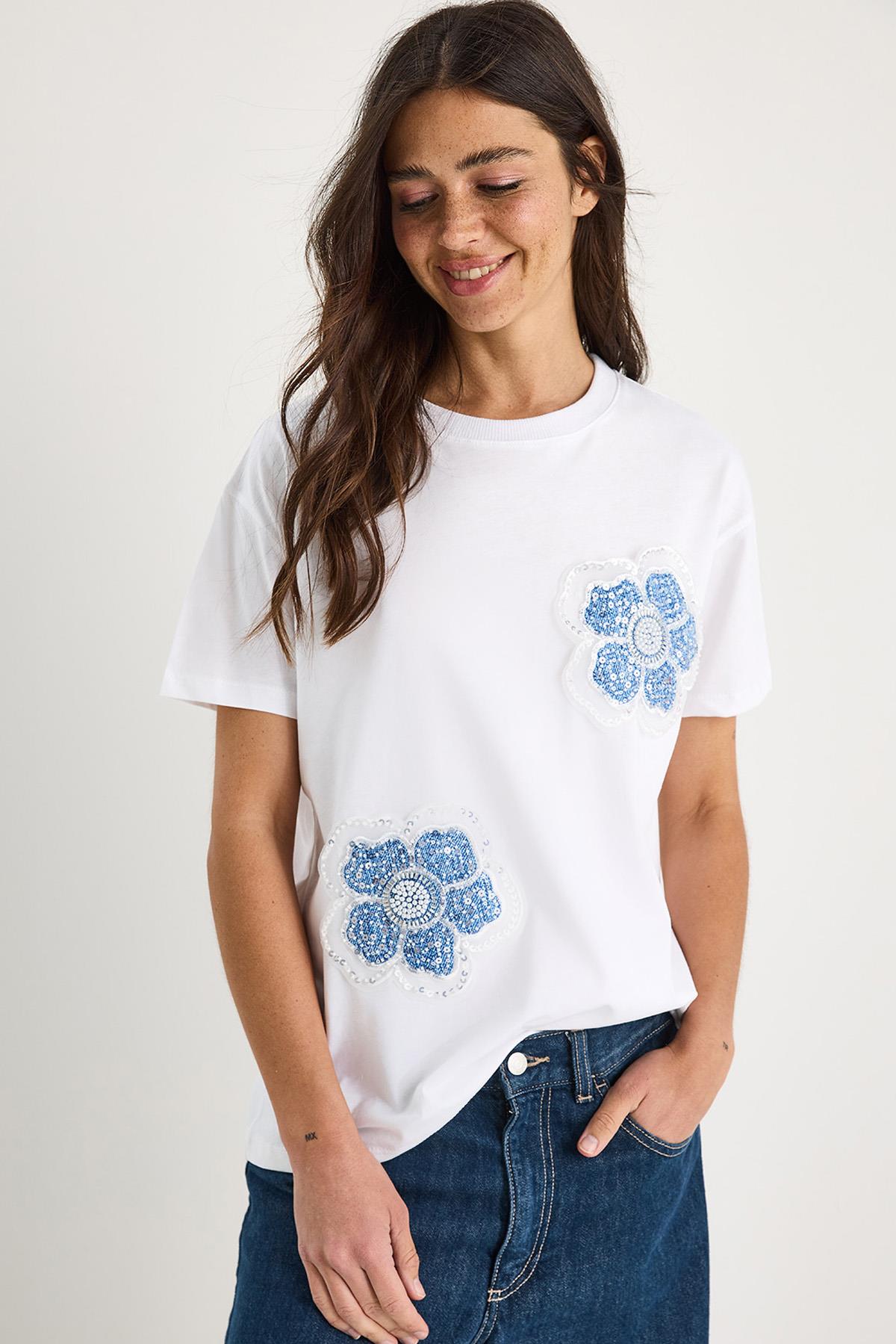 Çiçek Taş Aksesuarlı Kısa Kollu Bisiklet Yaka T-Shirt 60602059 - Beyaz - Beyaz / M