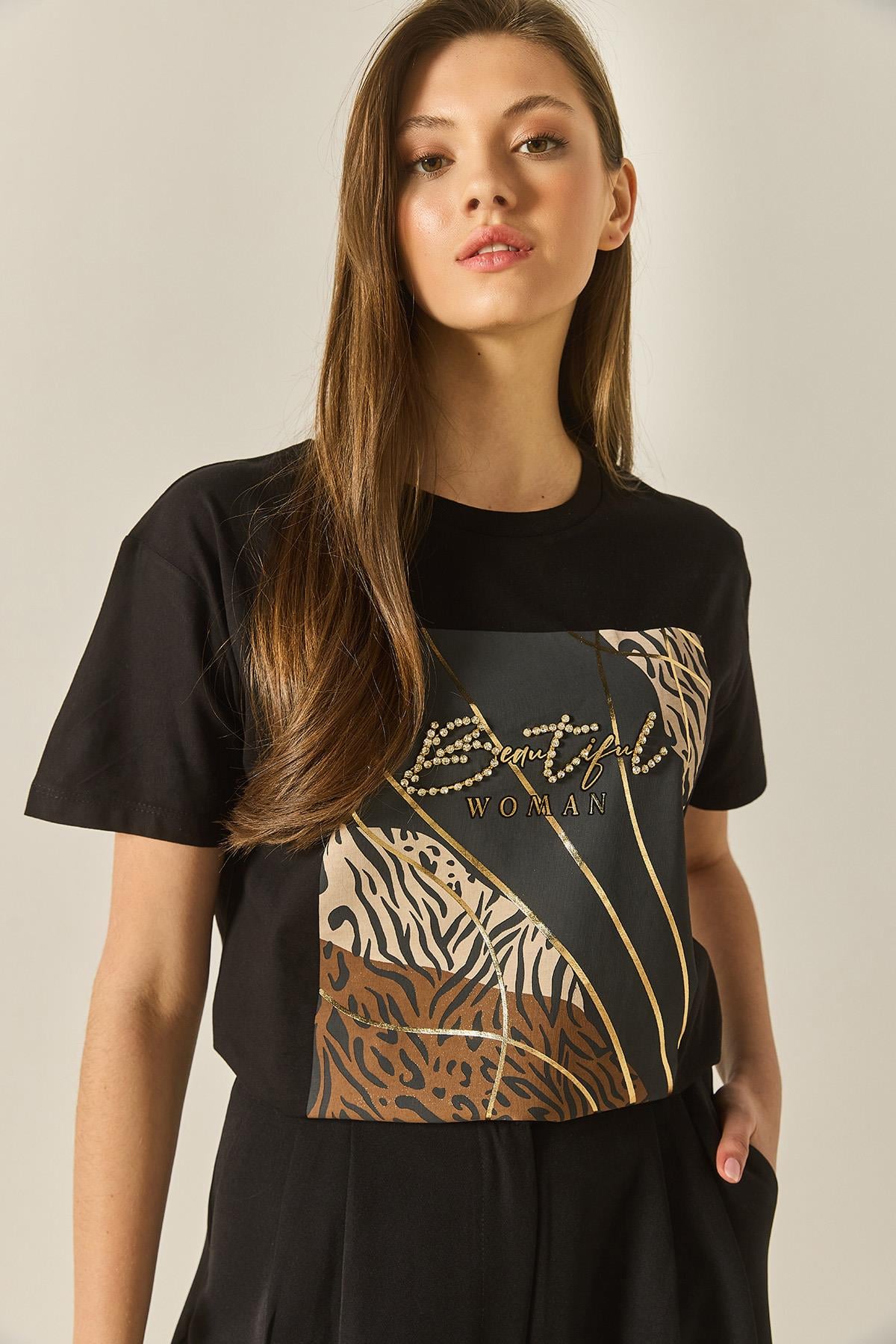 Kadın Desenli Taş İşlemeli Normal Kalıp Pamuklu T-Shirt 8125 60283304 - Siyah - Siyah / L
