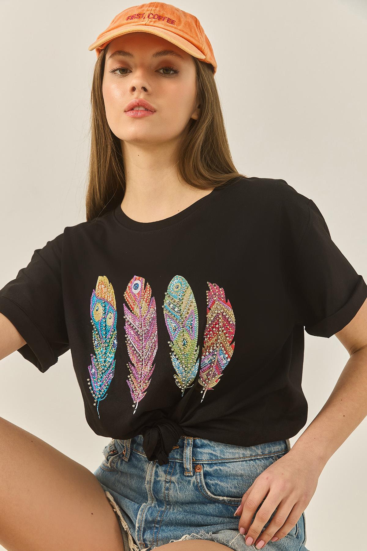 Kadın Bisiklet Yaka Tüy Desen Boncuk İşlemeli Oversize Pamuklu T-Shirt 1820 60283285 - Siyah - Siyah / S