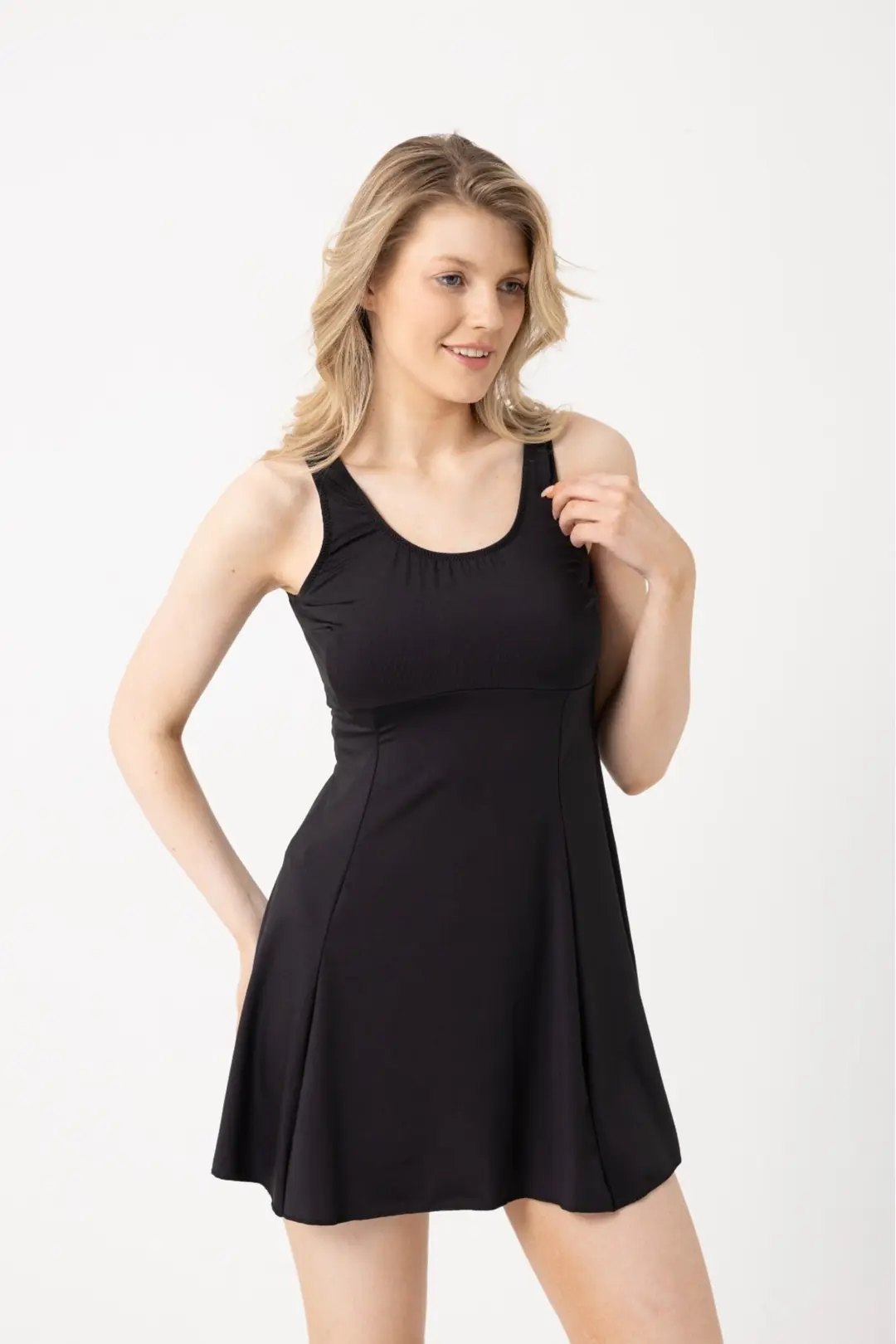 Moresun Siyah Elbiseli Mayo Şortlu Likralı Su Geçirmez - cbd224c1-0c20-440a-94a5-bb31a6da2220