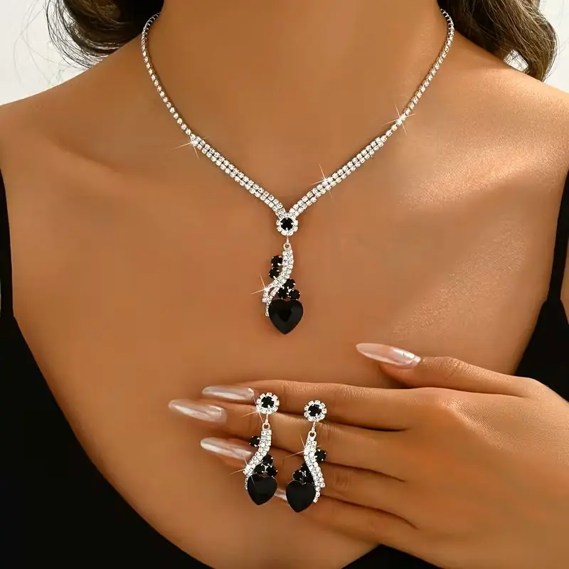 Moresun Lady  Moda Kolye Küpe Seti