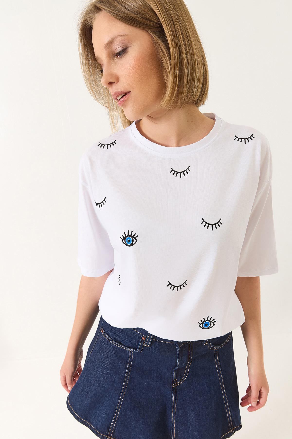 Kadın Göz Baskılı Kısa Kollu Pamuklu Oversize T-Shirt 60283184 - Beyaz - Beyaz / XL