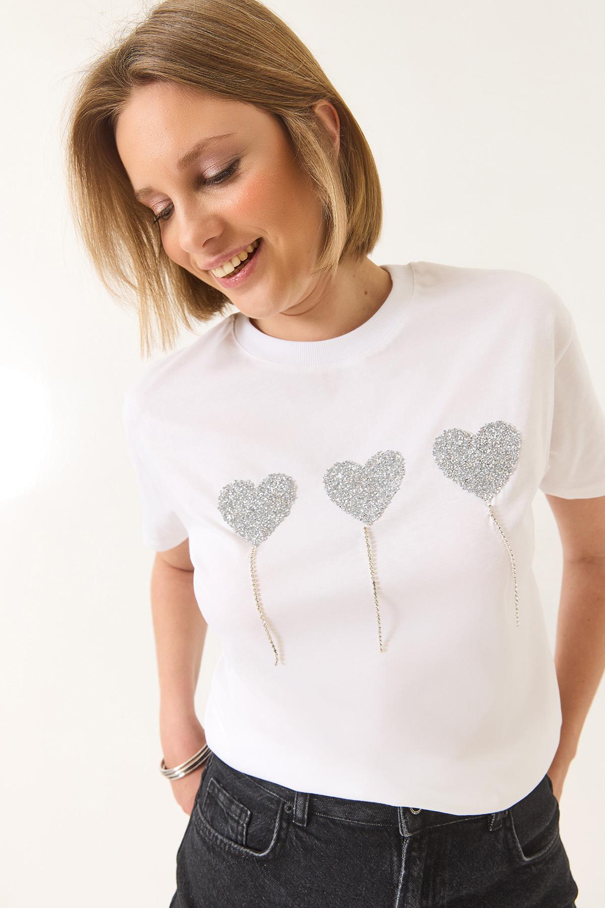 Kadın Taşlı Kalp Detaylı Kısa Kollu Pamuklu T-Shirt 60602038 - Beyaz - Beyaz / M