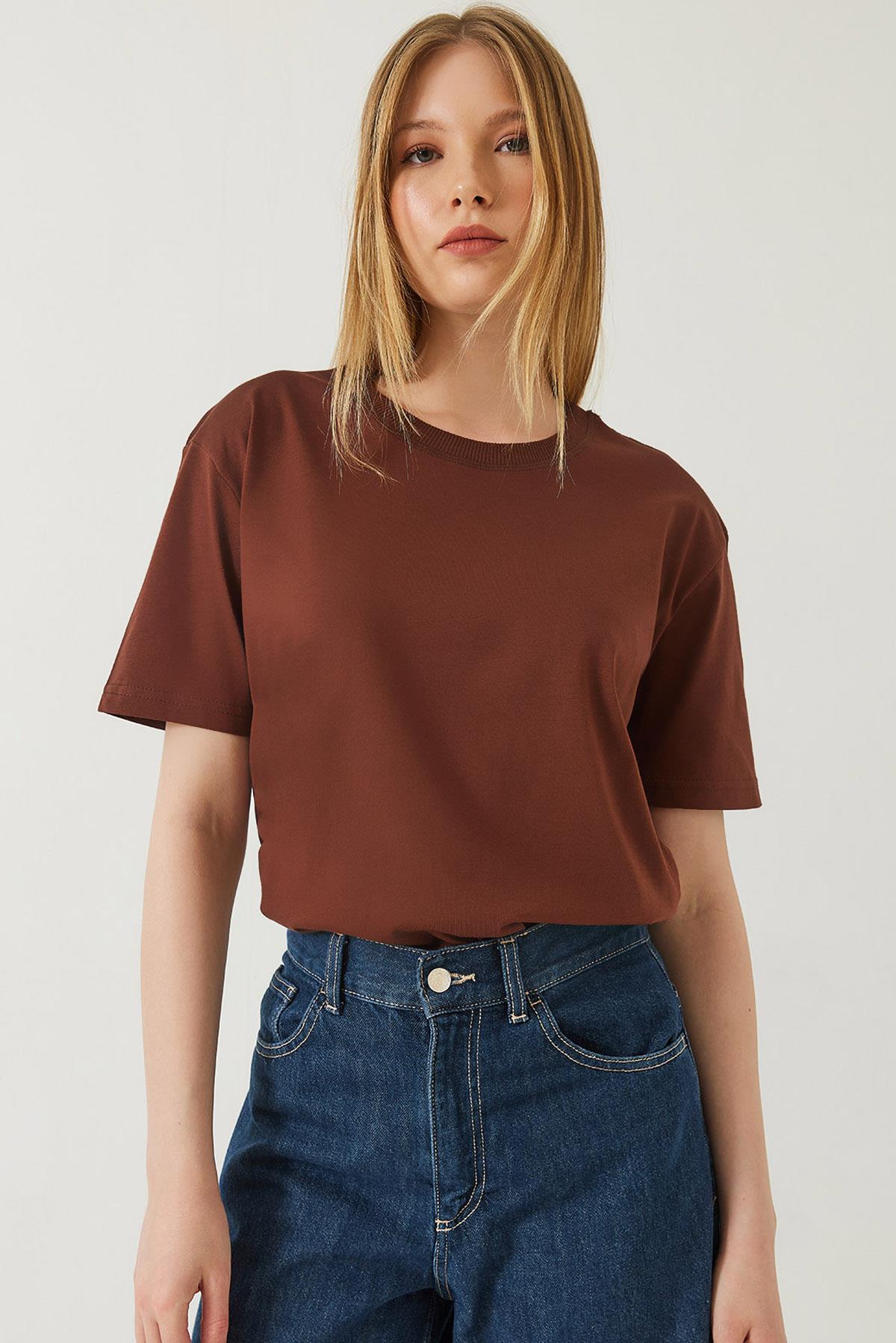 Kadın Dekoratif Dikişli Bisiklet Yaka Tshirt 60602001 - Kahve - Kahve / S