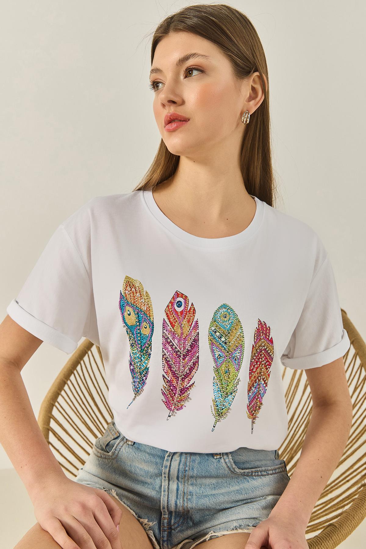 Kadın Bisiklet Yaka Tüy Desen Boncuk İşlemeli Oversize Pamuklu T-Shirt 1820 60283285 - Beyaz - Beyaz / M