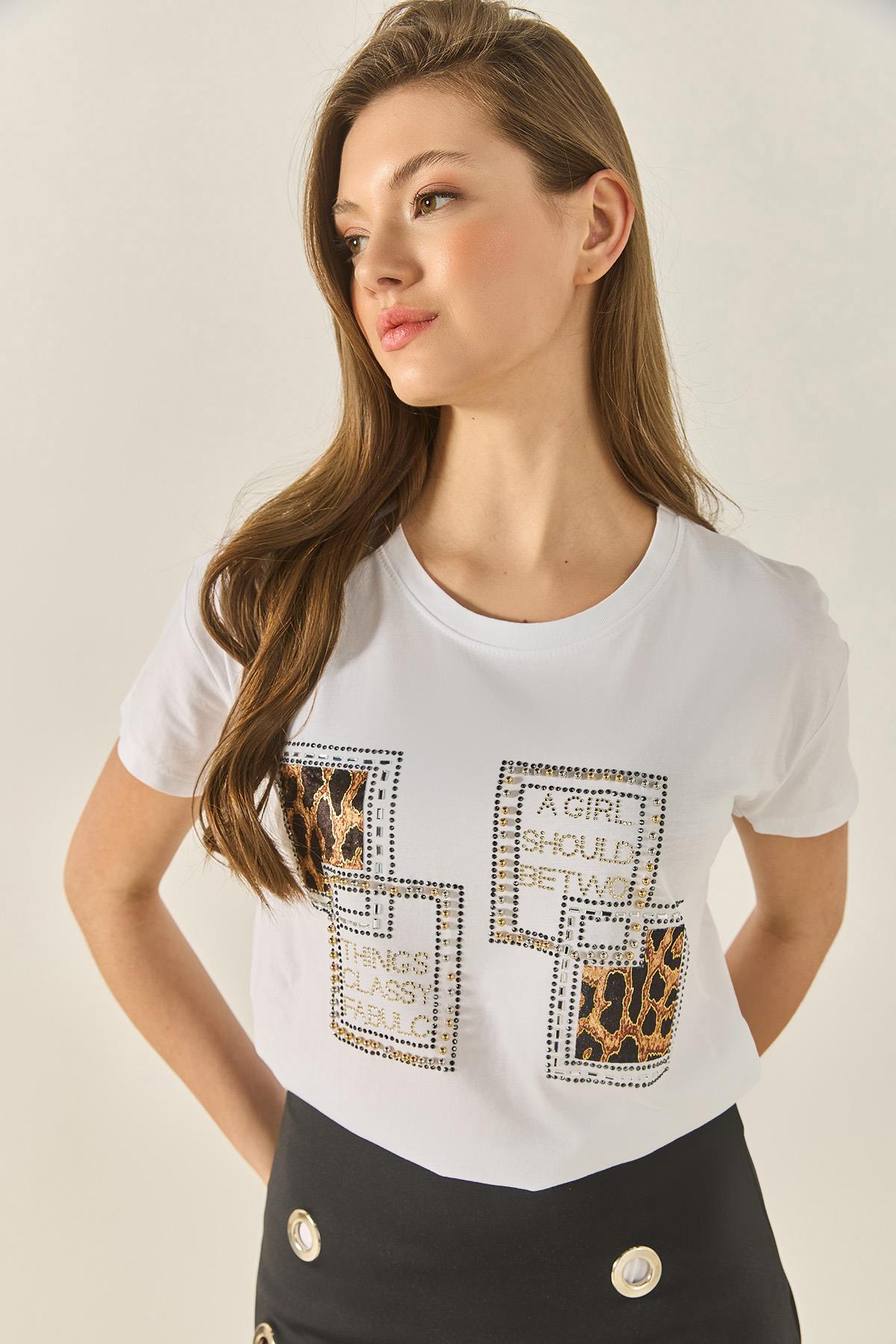 Kadın Bisiklet Yaka Taş Baskılı Leopar Detaylı Normal Kalıp Pamuklu T-Shirt 1844 60283286 - Beyaz - Beyaz / L